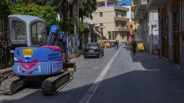 taxiarxou markopoulou.2.