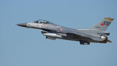 Μέτρο άμυνας και όχι επιθετική ενέργεια τα τουρκικά F-16 στα κατεχόμενα, υποστηρίζει το ψευδοκράτος