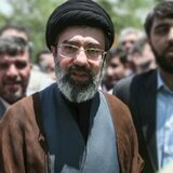 Tο πρώτο μήνυμα Χαμενεΐ: «Θα επιτεθούμε σε όλες τις βάσεις των ΗΠΑ στη Μέση Ανατολή»