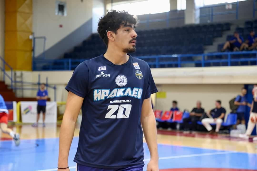 Θοδωρής Γενιτσαρίδης