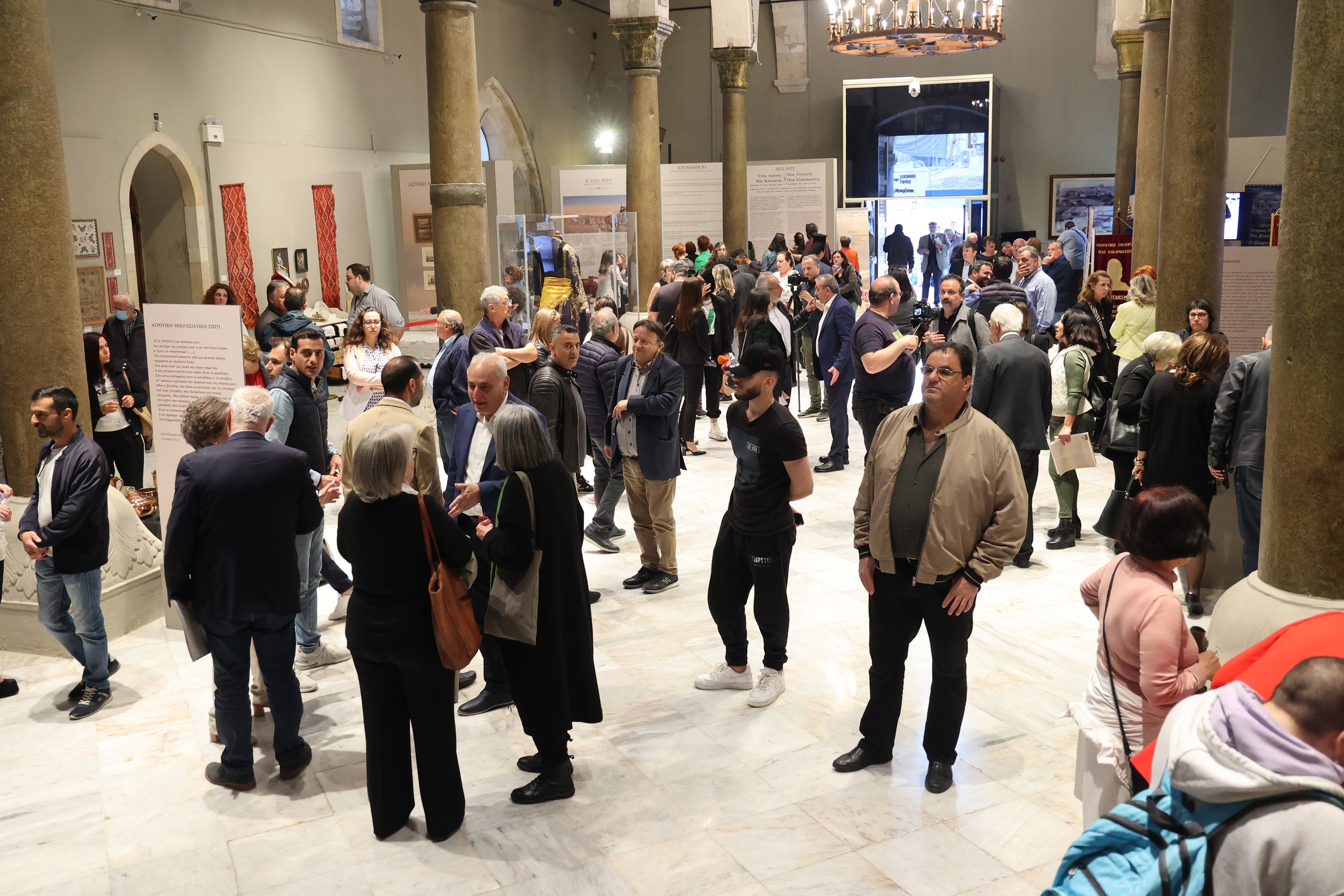 εγκαίνια έκθεσης