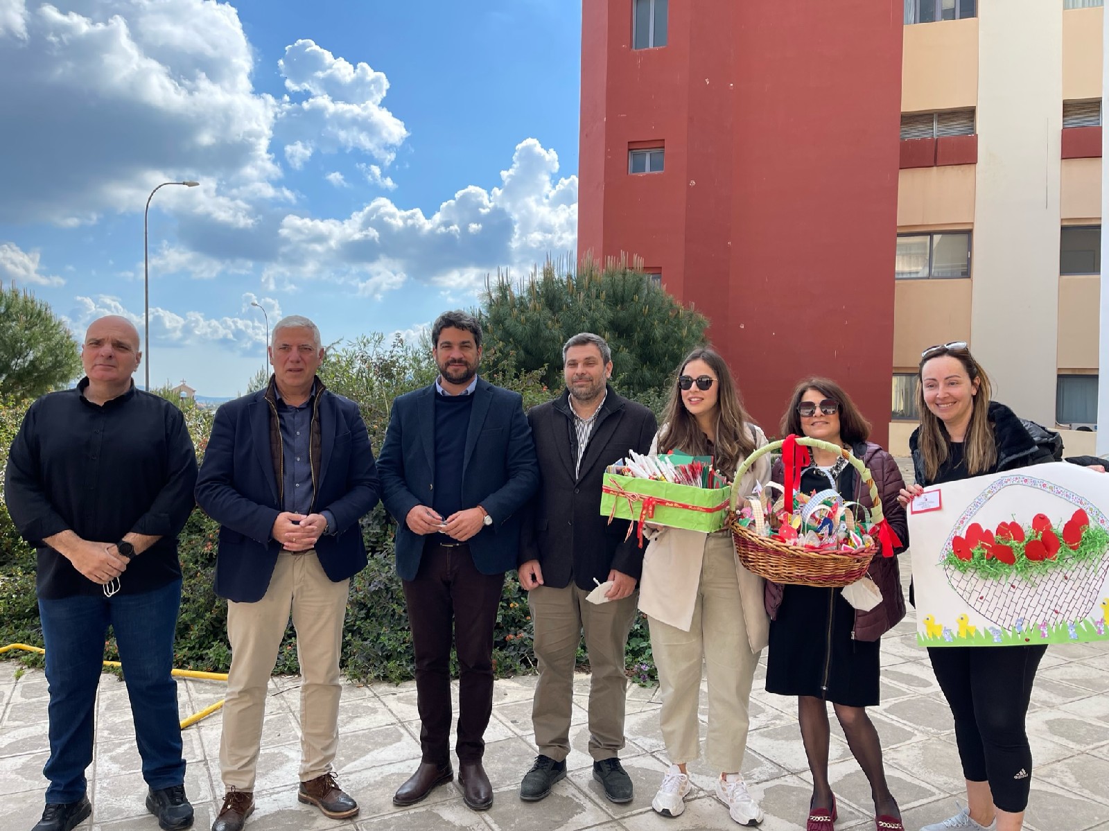 νοσοκομείο Χανίων παιδιατρική παιδιά λαμπάδες Χανιά Σημανδηράκης