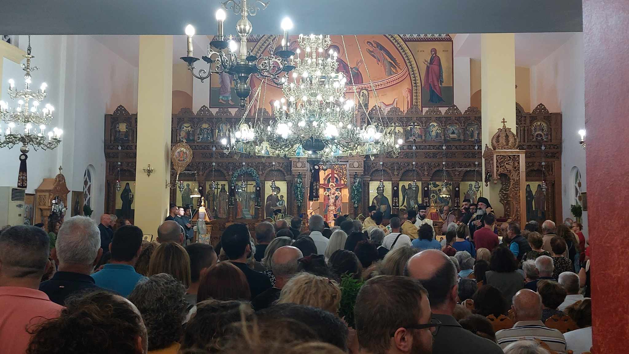  Ιερός Ναός του Τιμίου Σταυρού