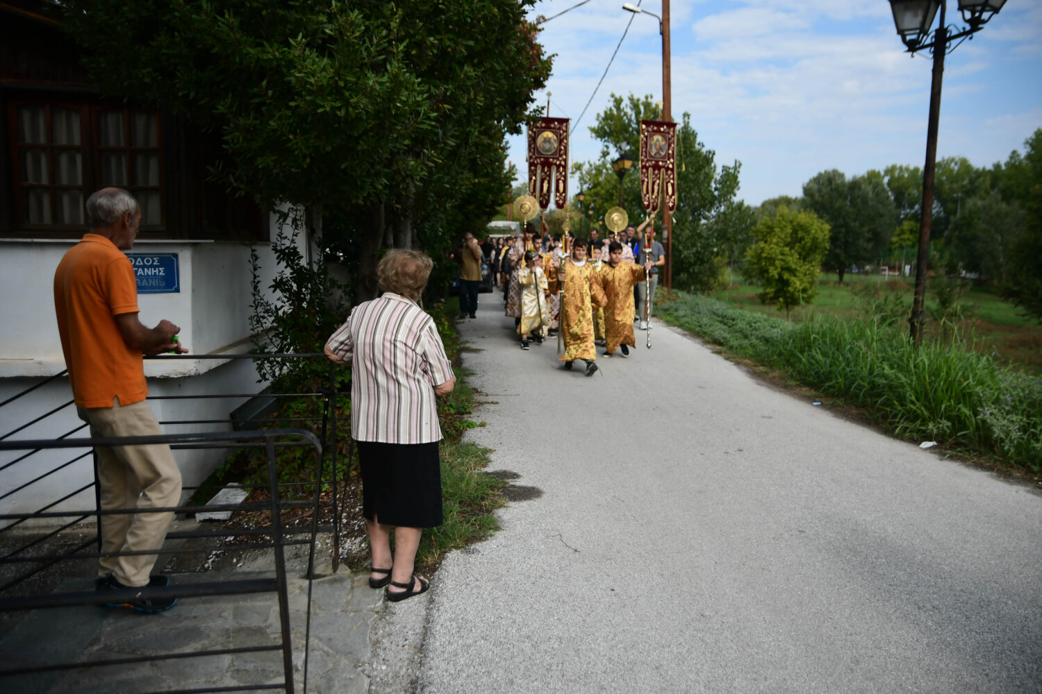 Λιτανεία της εικόνας της Παναγίας Ζωοδόχου Πηγής στους Αμπελόκηπους Λάρισας για την αποφυγή νέας πλημμύρας