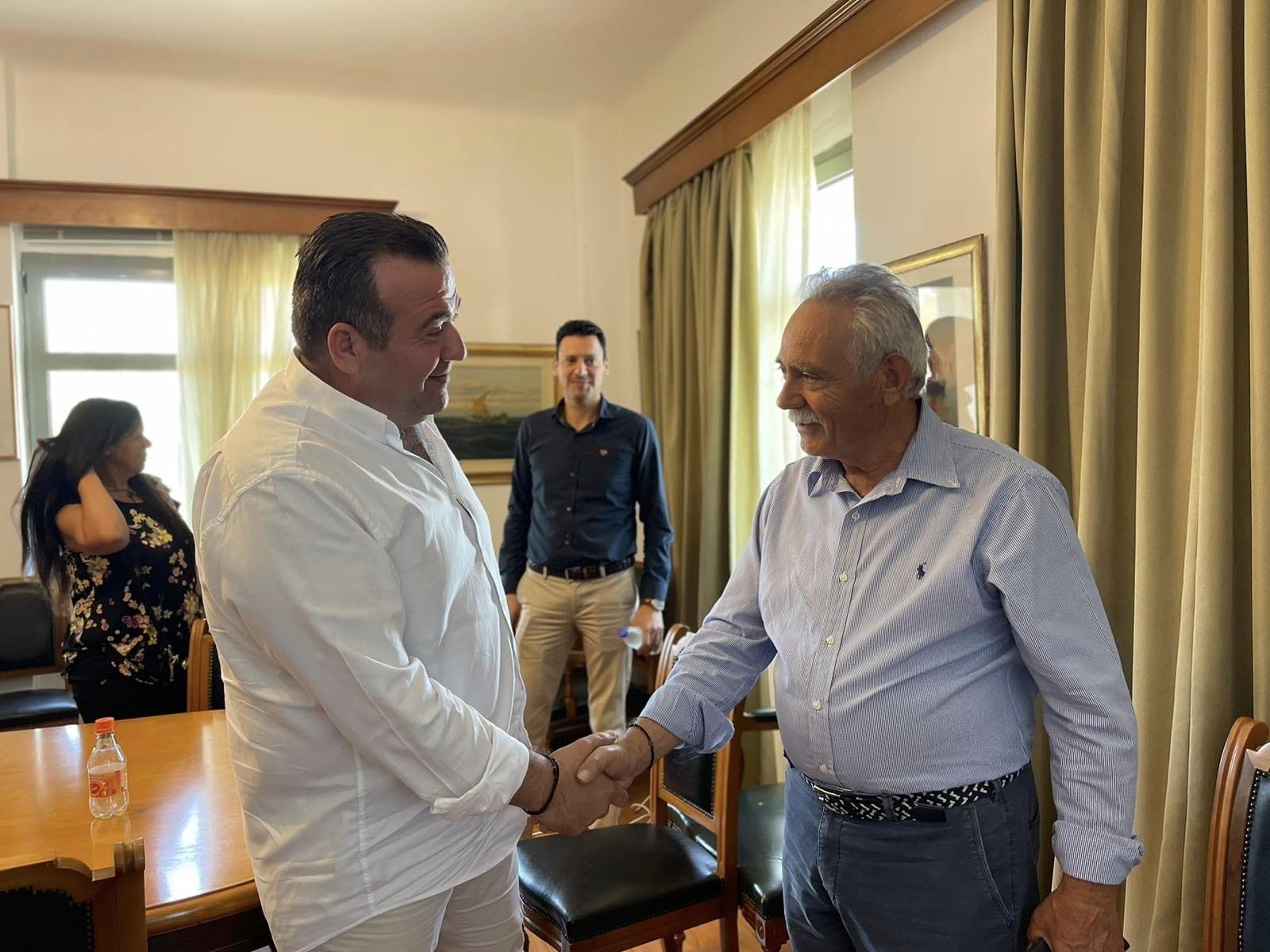 Πιτσικάκης