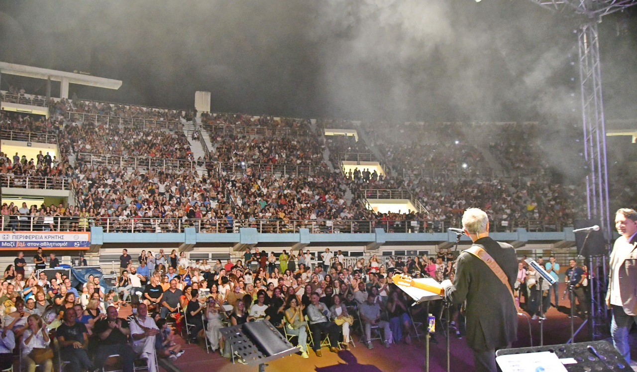 ΠΑΓΚΡΗΤΙΟ ΣΤΑΔΙΟ