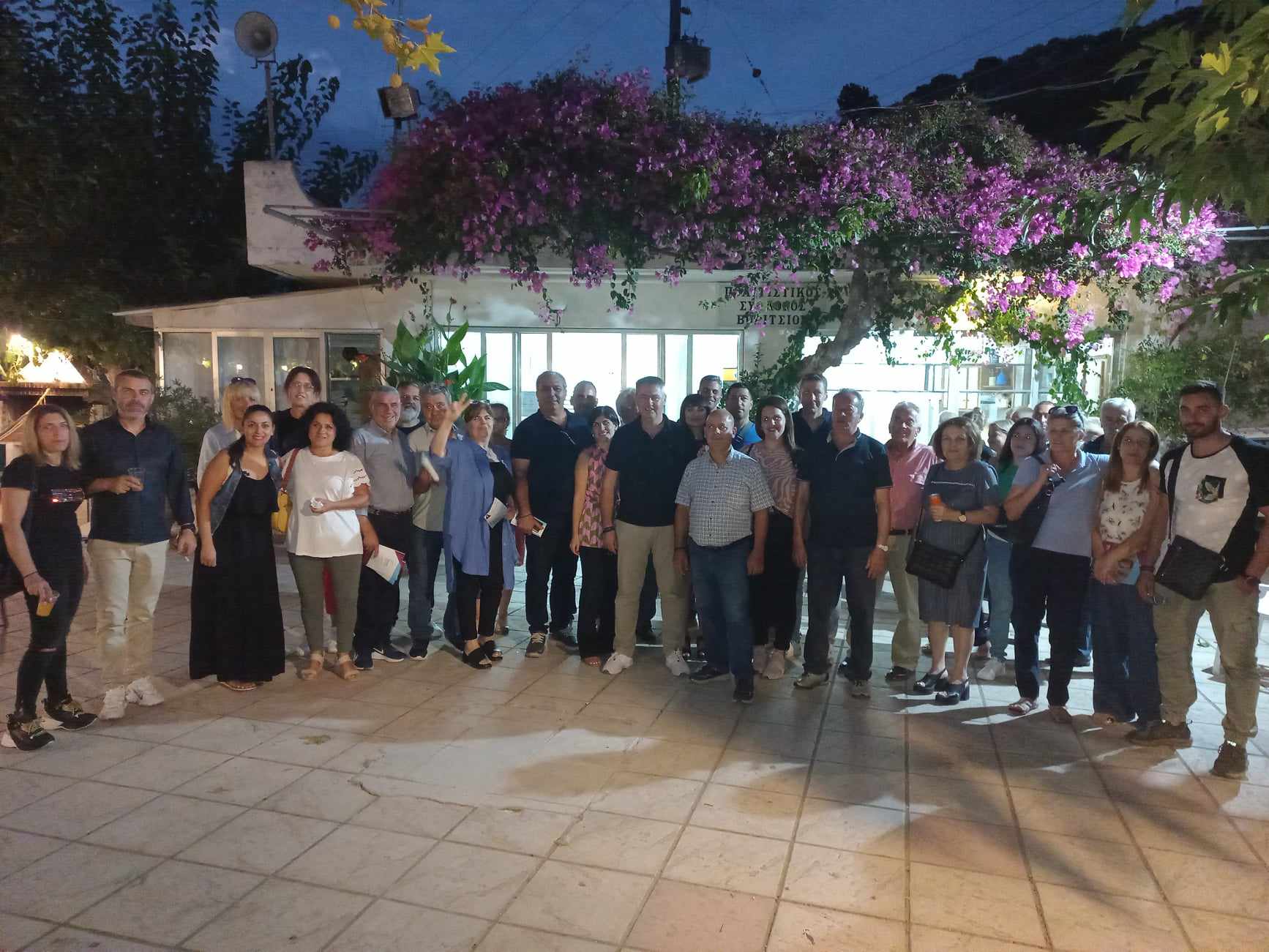 Σέγκος περιοδείες