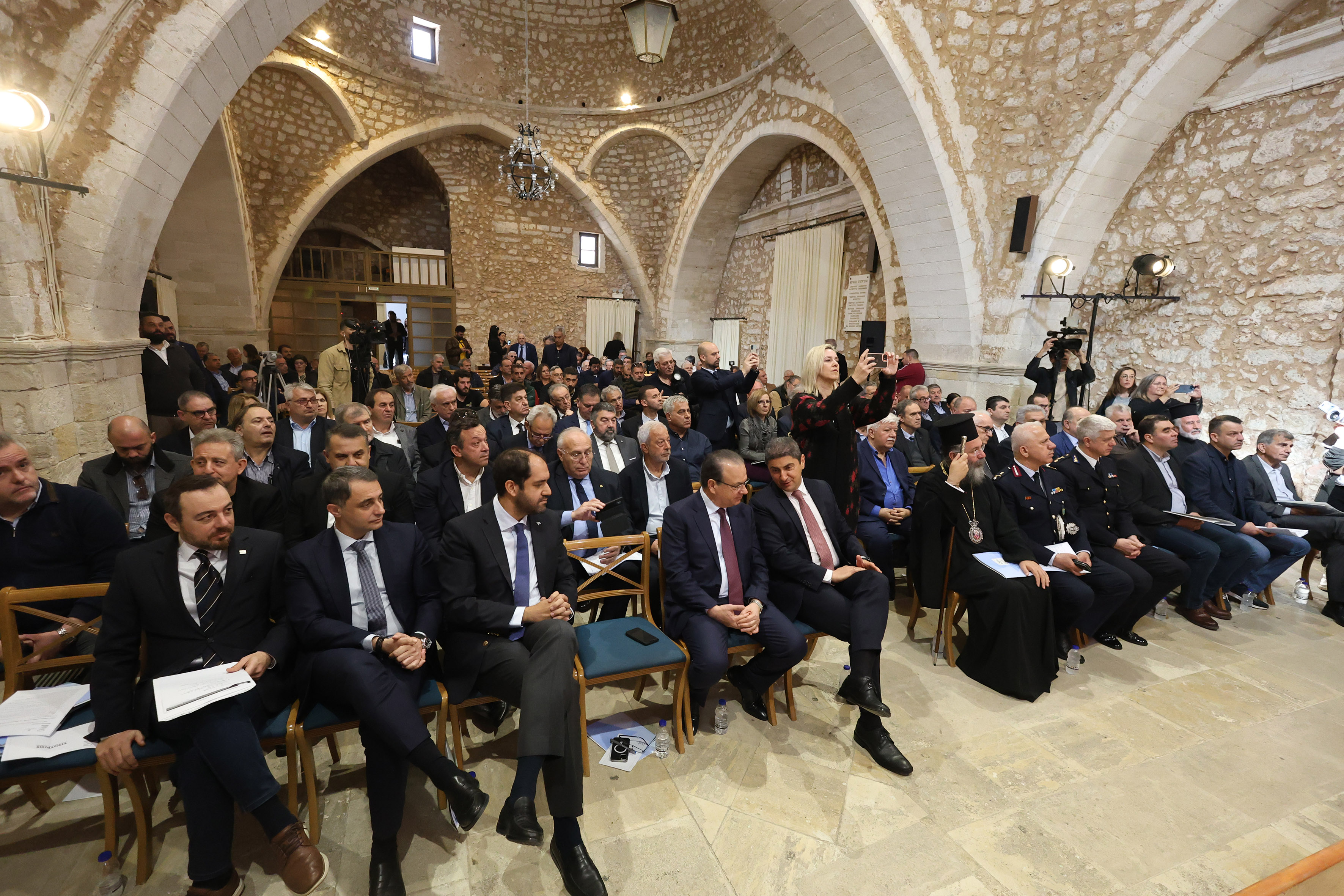 Ρέθυμνο Παρασύρης Κεντρική Ένωση Επιμελητηρίων Ελλάδος συνεδρίαση