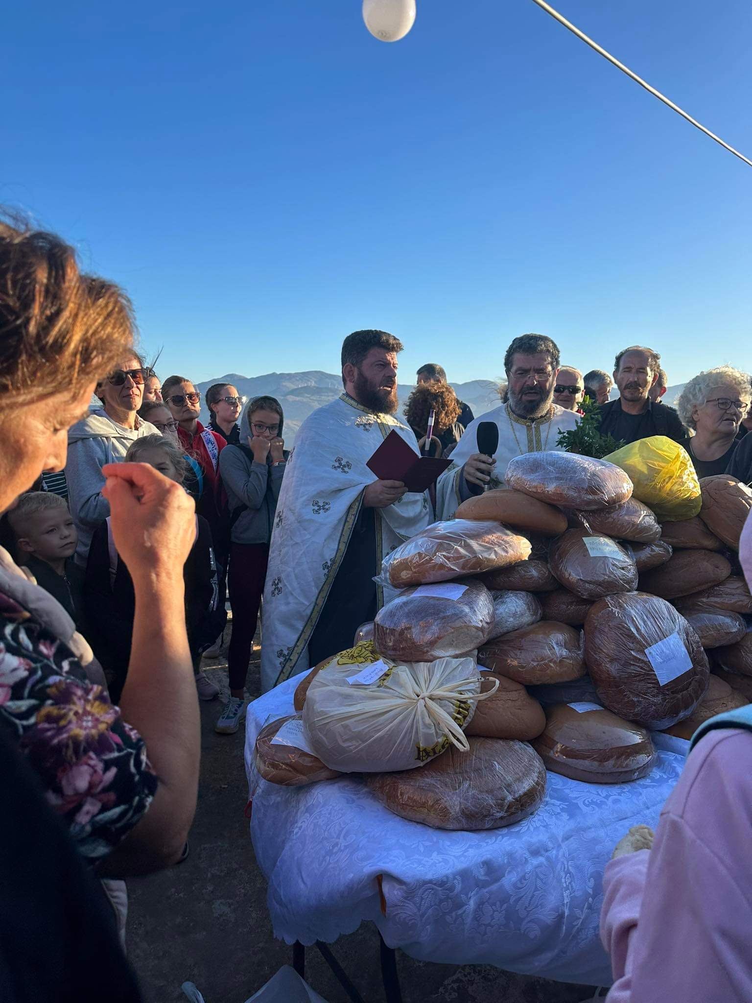 Στον εσπερινό του Τιμίου Σταυρού στο Στρούμπουλα ο Μενέλαος Μποκέας