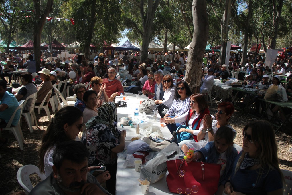 Συμπόσιο στα πλαίσια του Διεθνούς Κρητικού Φεστιβάλ στο Κουσάντασι της Τουρκίας
