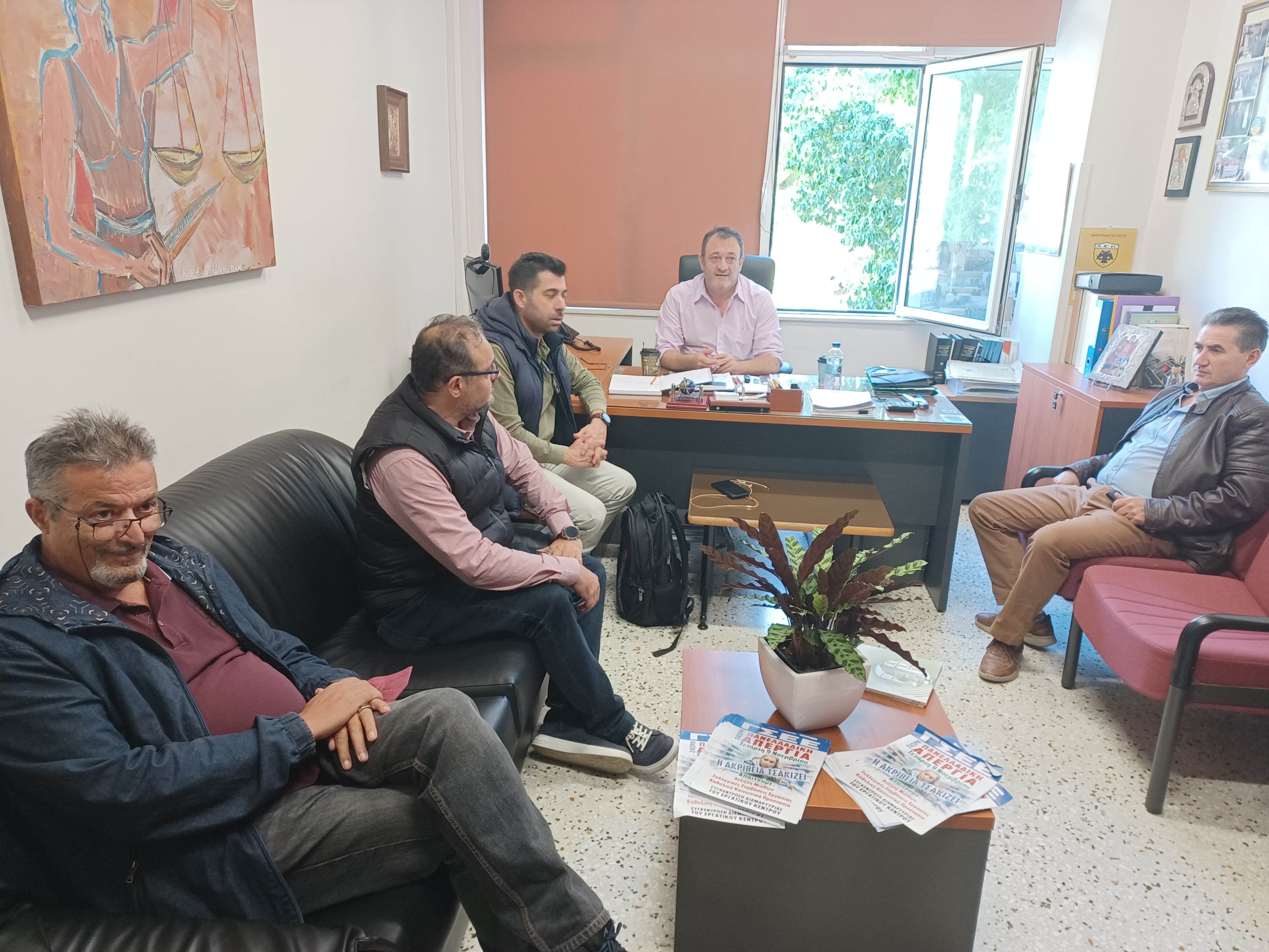 Κλιμάκια του ΣΥΡΙΖΑ Π.Σ σε εργασιακούς χώρους: Μηνύματα αγανάκτησης για τις πολιτικές της ΝΔ, αλλά και αποφασιστικότητας για αγώνα, από τους εργαζόμενους