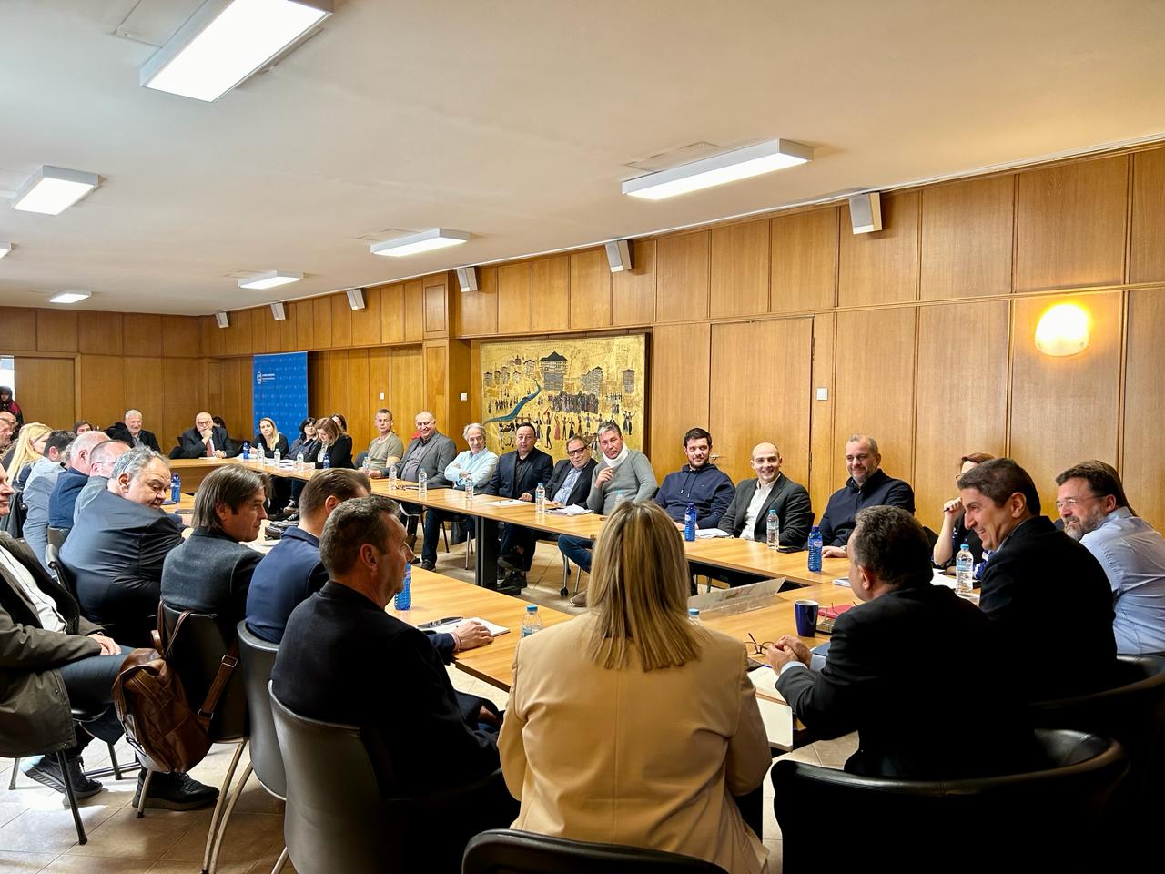 αυγενάκης αλιεία