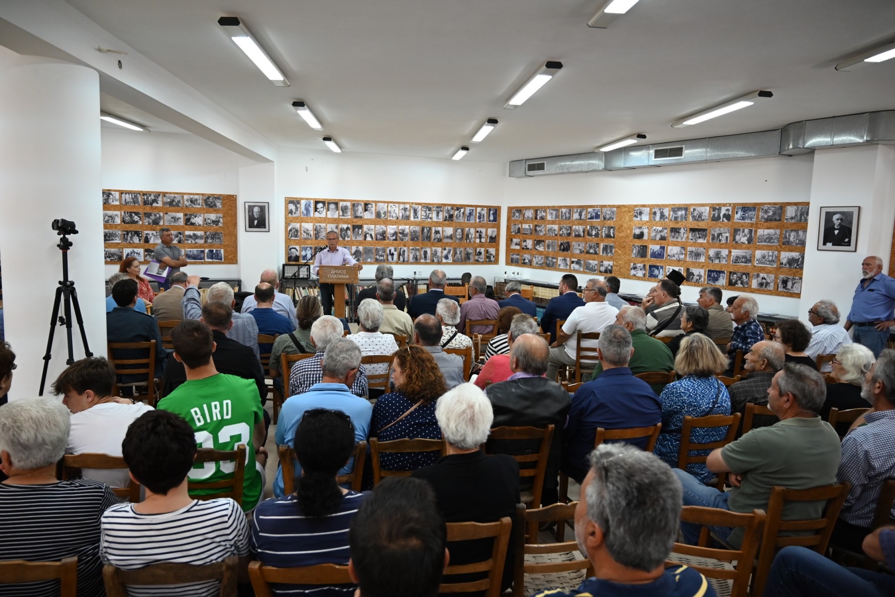 Εγκαινιάστηκε η έκθεση γωτογραφίας "Ο Τόπος και οι Άνθρωποί του"