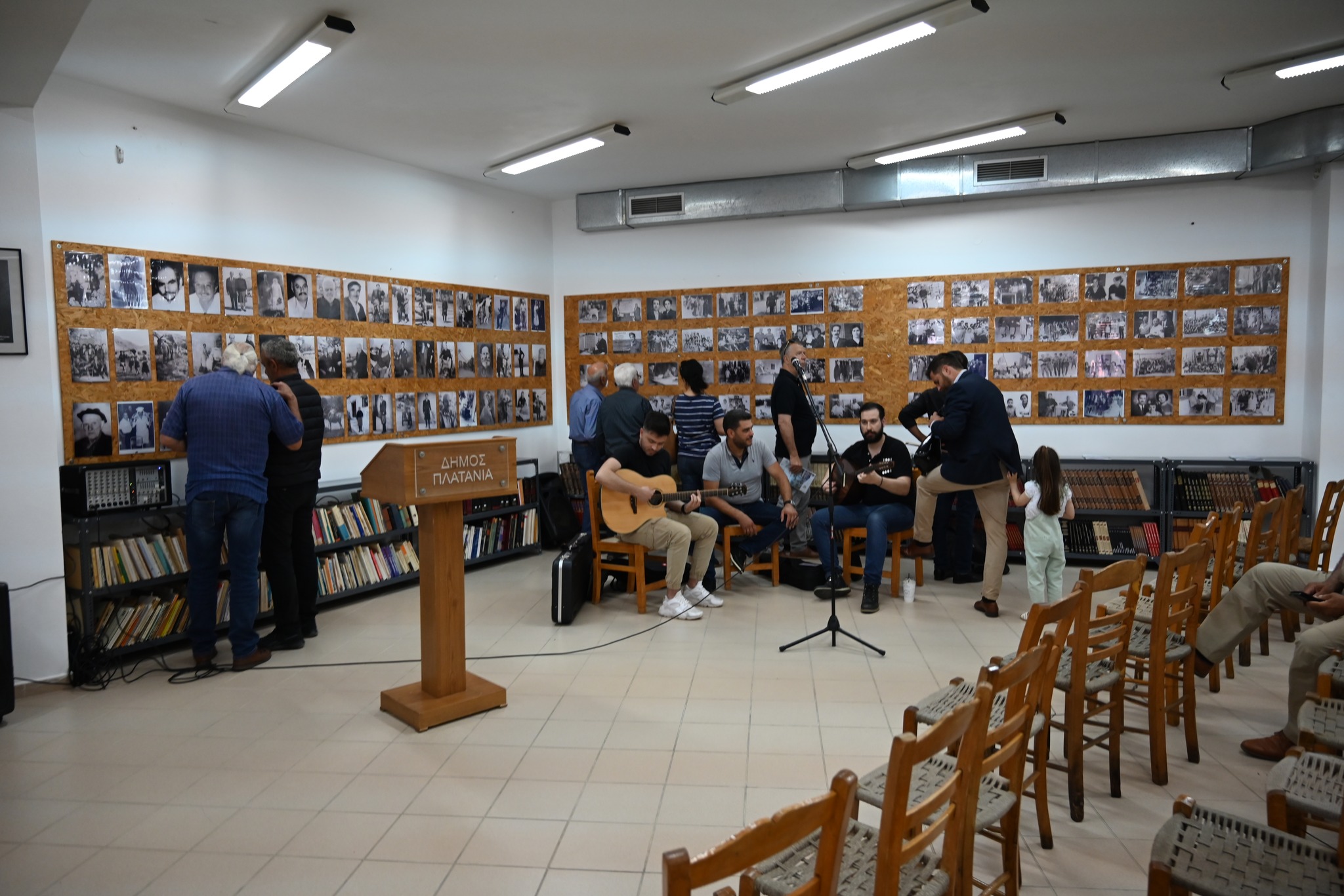 Εγκαινιάστηκε η έκθεση γωτογραφίας "Ο Τόπος και οι Άνθρωποί του"