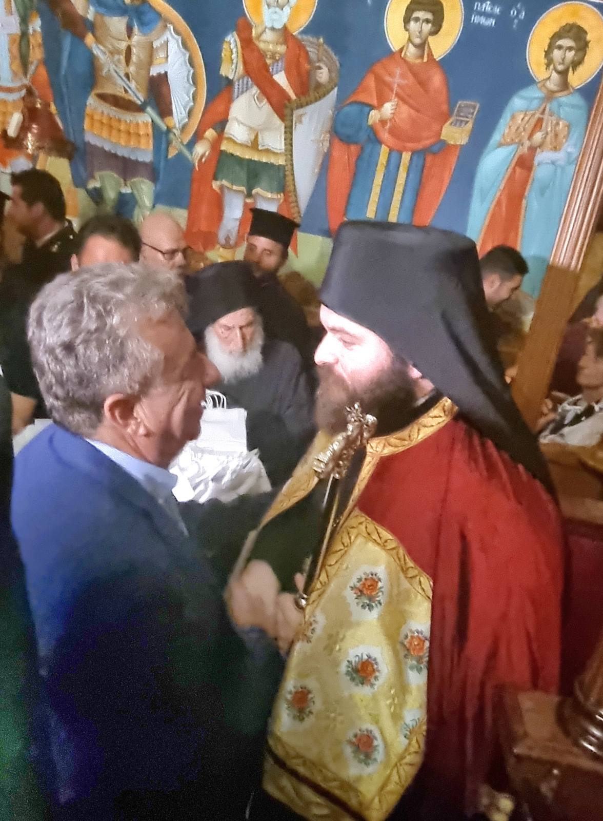 Αρναουτάκης Ενθρόνιση