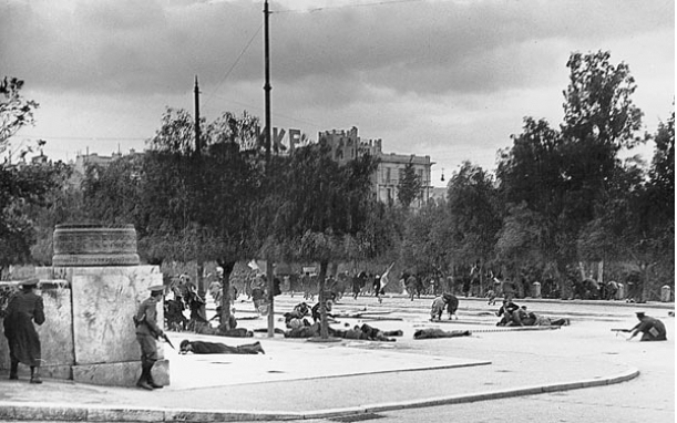 Ήταν Κυριακή 3 Δεκεμβρίου του 1944 