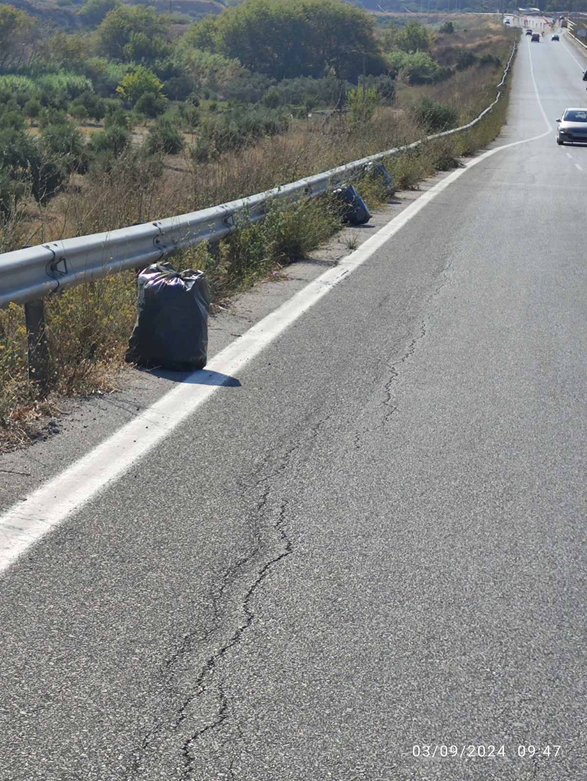 Συνεχίζεται η καθαριότητα των περιφερειακών δρόμων του Δήμου Μινώα Πεδιάδας