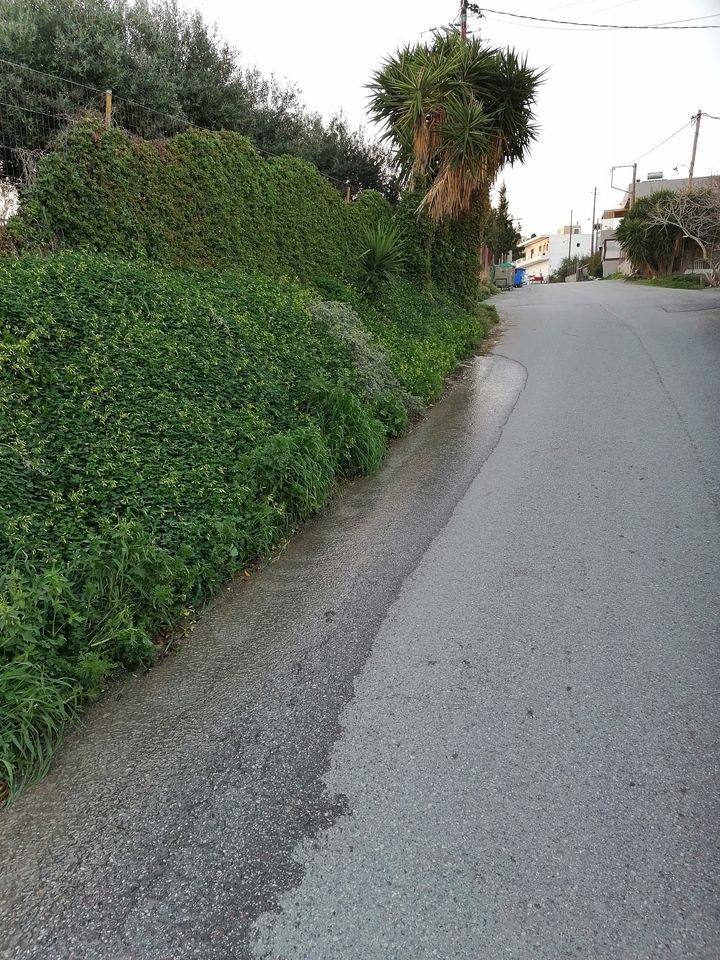 Έτρεχαν πάλι τα νερά