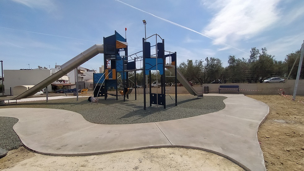 παιδική χαρά Μεσαμπελιές Βασίλης Λαμπρινός Ηράκλειο