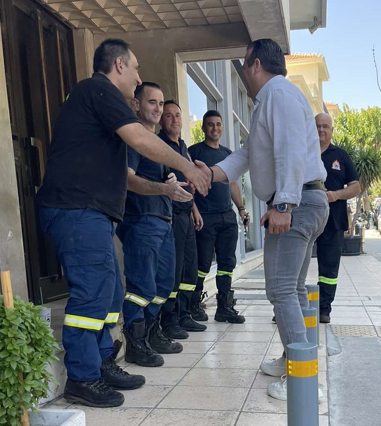Στην Πυροσβεστική Υπηρεσία ο Δημήτρης Πιτσικάκης