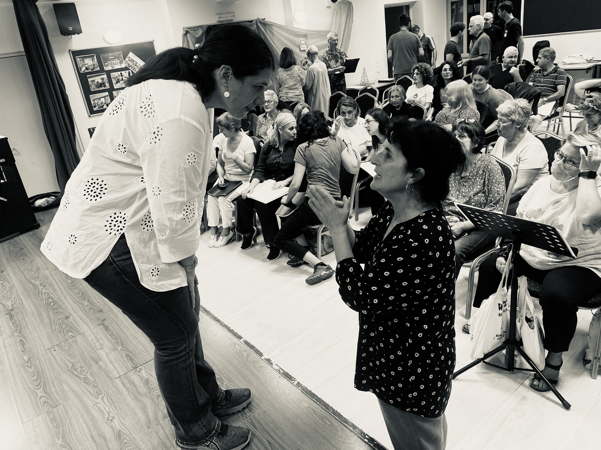 Σε κλίμα ενθουσιασμού και συγκίνησης η ελληνογαλλική συνάντηση χορωδιών