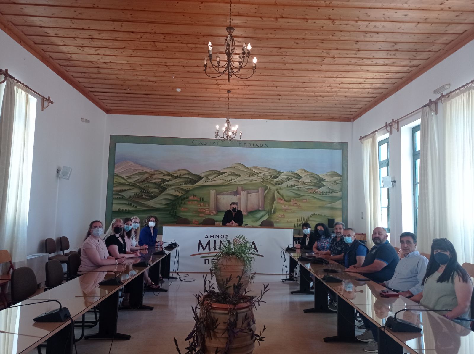 Συνάντηση δικαστικών υπαλλήλων από τη Λιθουανία με τον Δήμαρχο Μινώα Πεδιάδας στο Καστέλλι