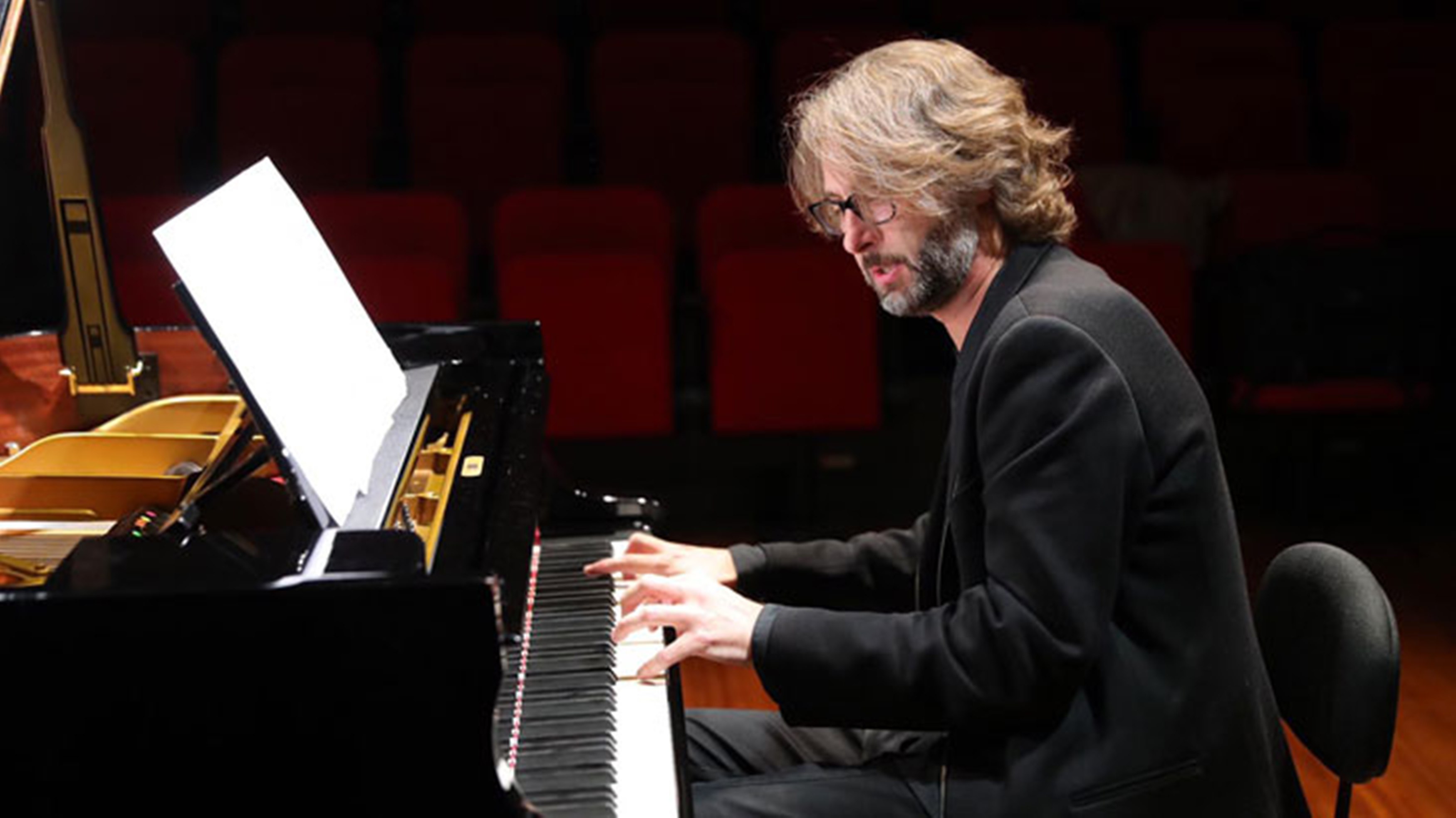 ΘΟΔΩΡΗΣ ΤΖΟΒΑΝΑΚΗΣ 