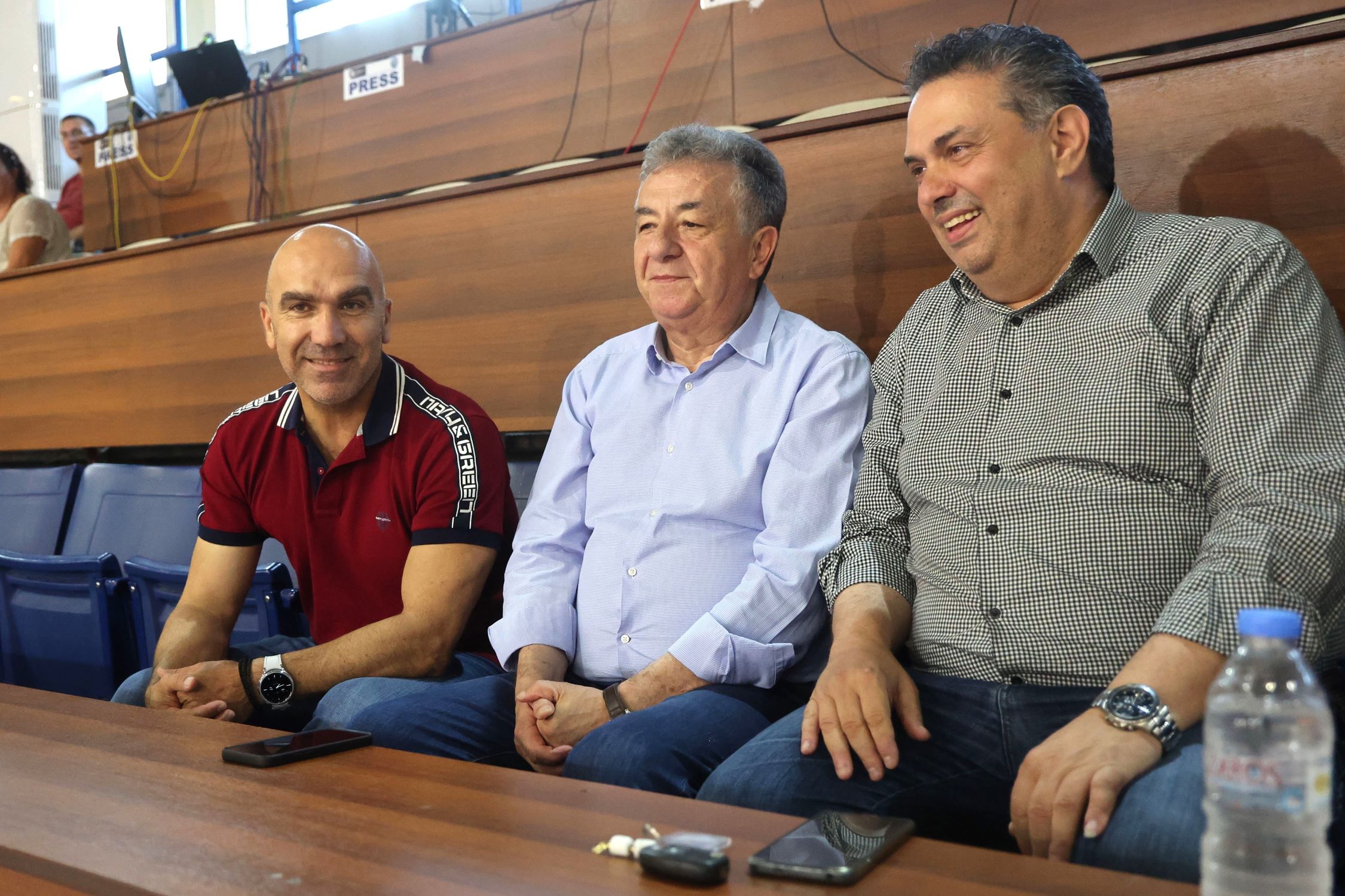 Η Πανελλήνια Ομοσπονδία Πετοσφαίρισης τίμησε τον Περιφερειάρχη Κρήτης