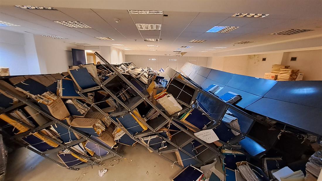 δικαστήρια ευελπίδων κατάρρευση ράφια