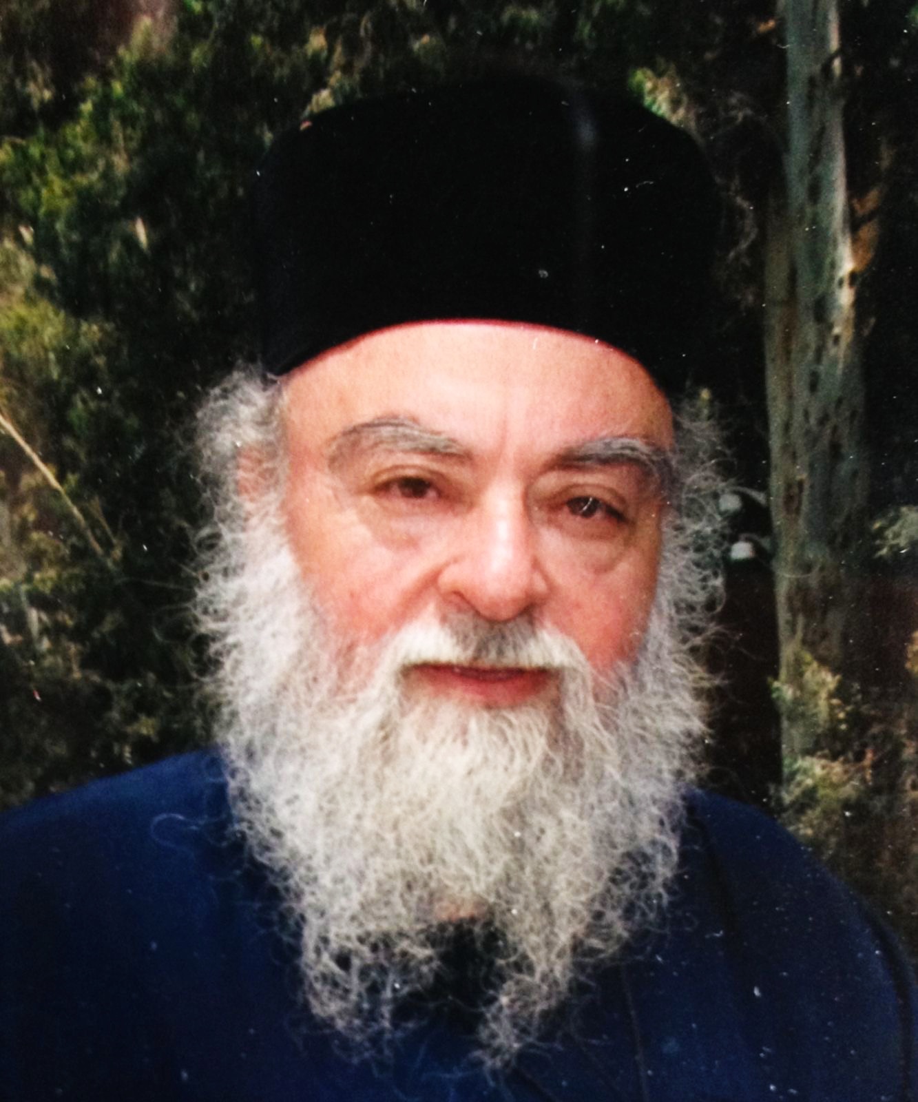 Κλήρος και λαός είπαν το ύστατο χαίρε στον αγαπητό ιερέα.