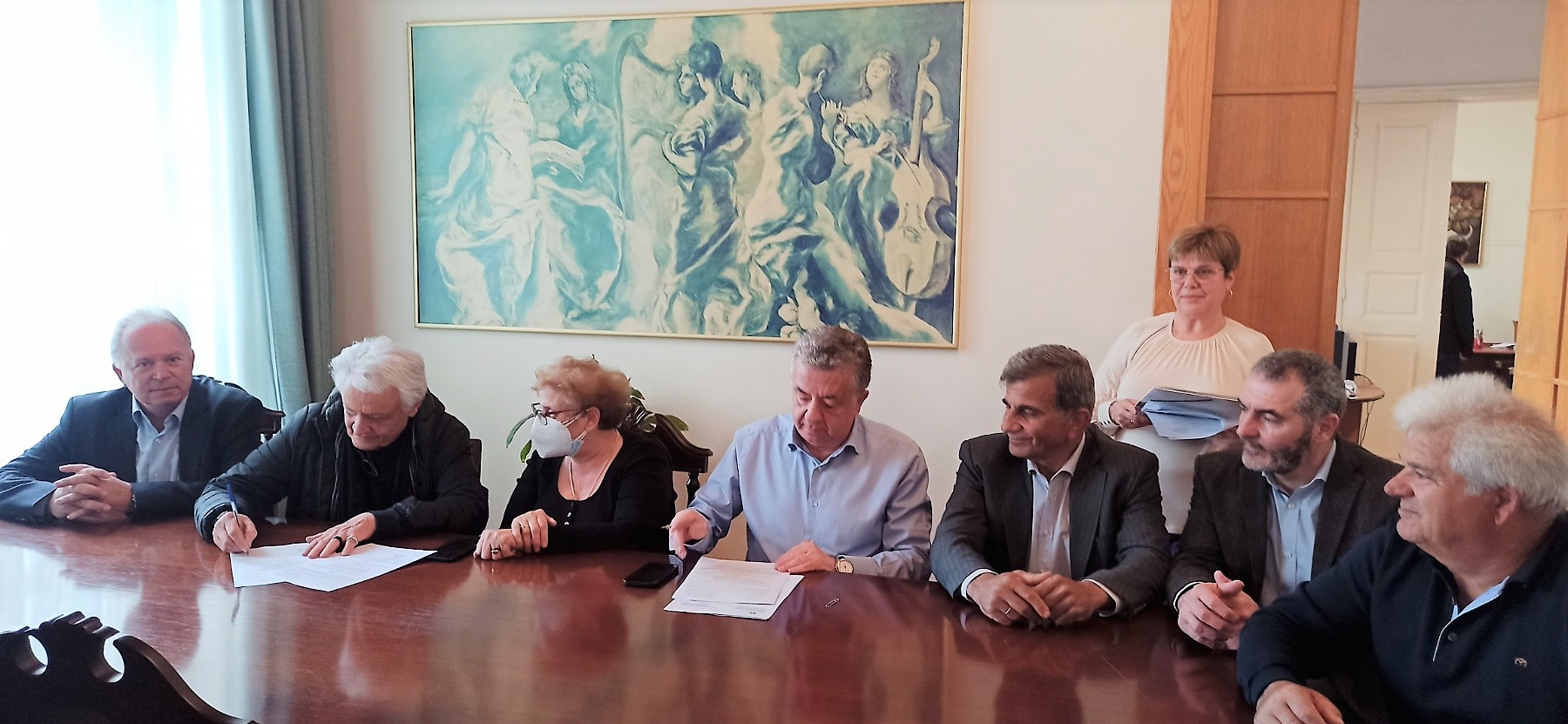 Σχολή Ασωμάτων Υπογραφή Περιφερειάρχης Ρέθυμνο