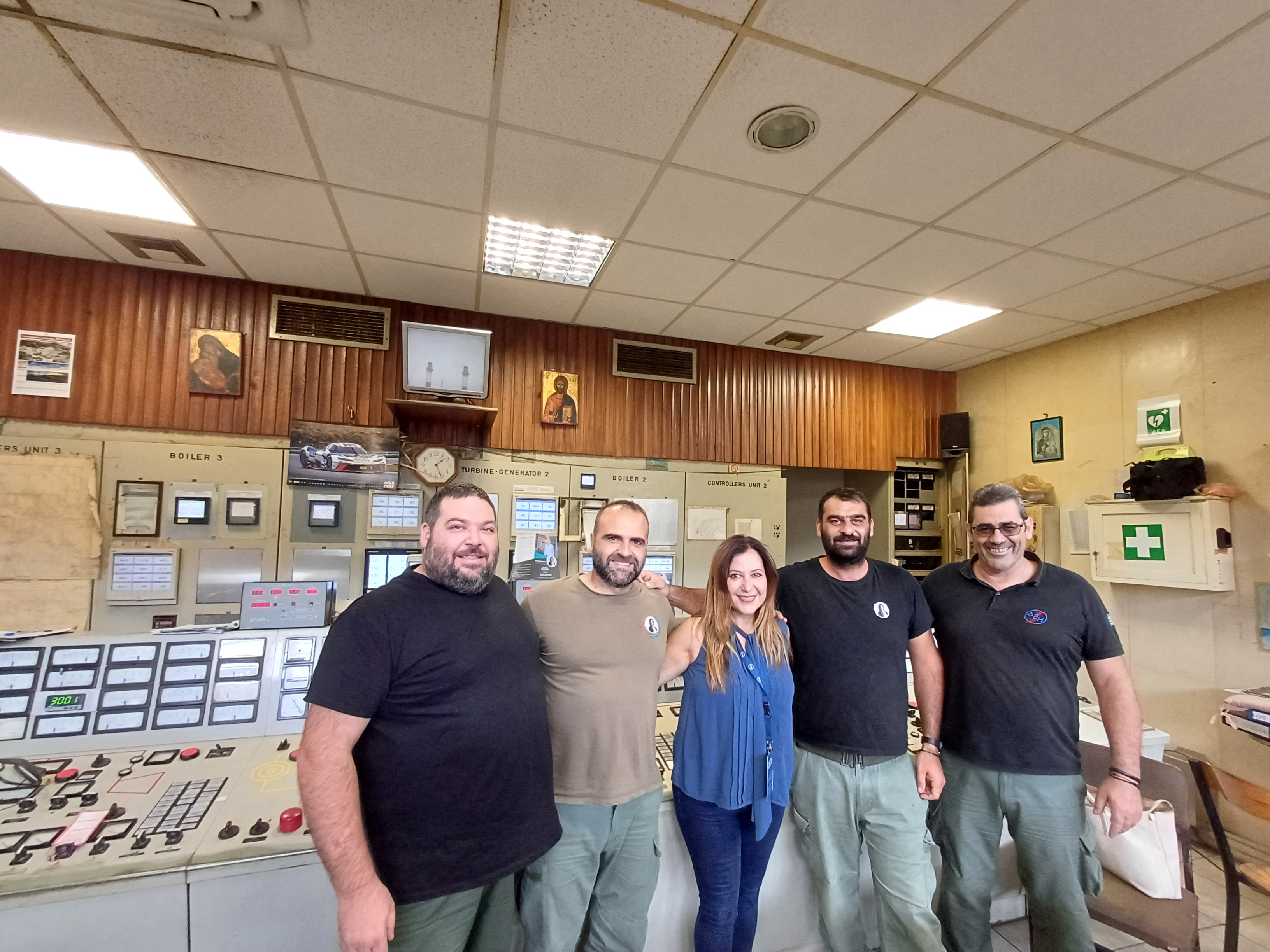 Νινιράκη περιοδείες