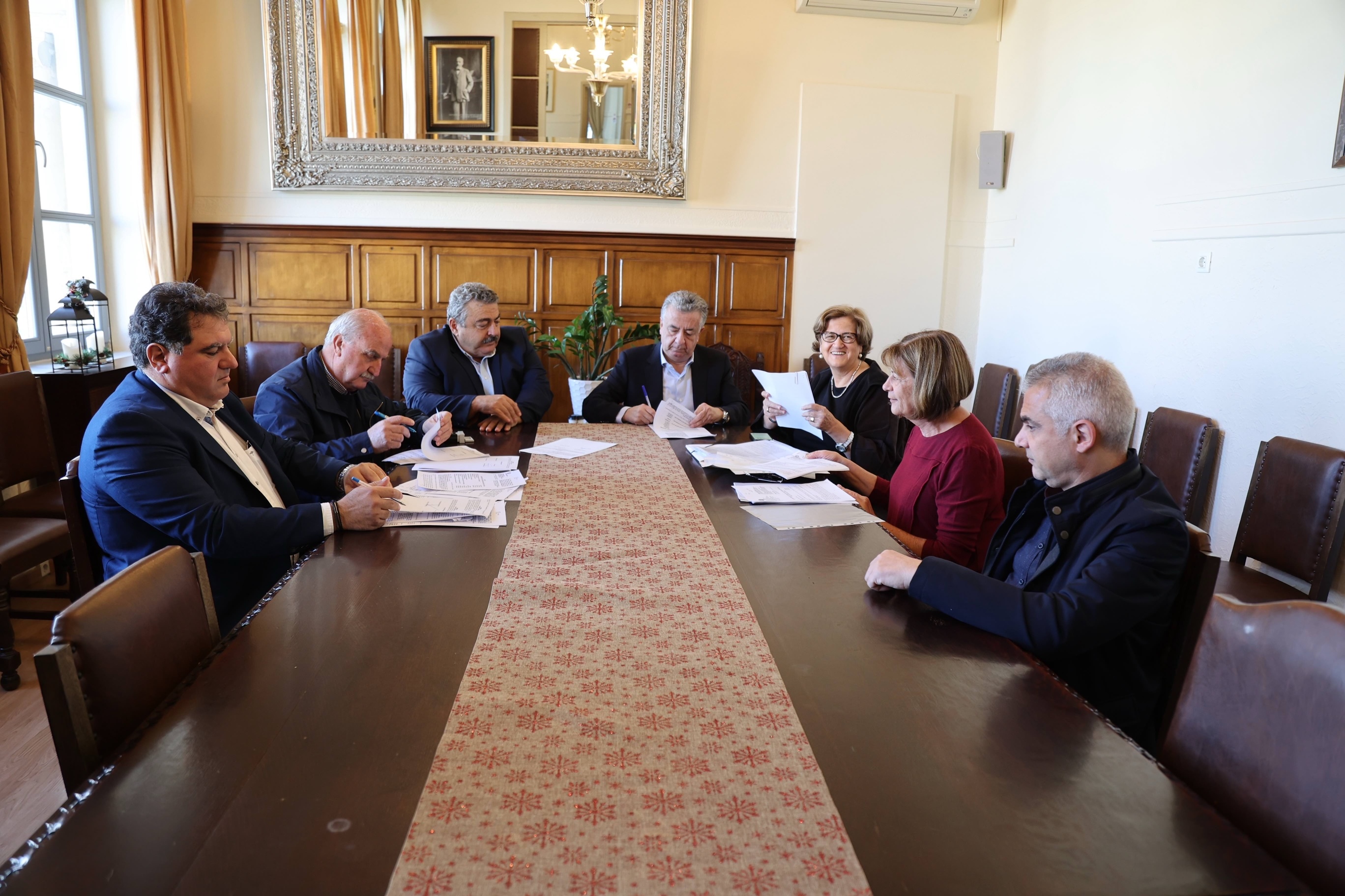 Έργα οδοποιία Χανιά Σταύρος Αρναουτάκης