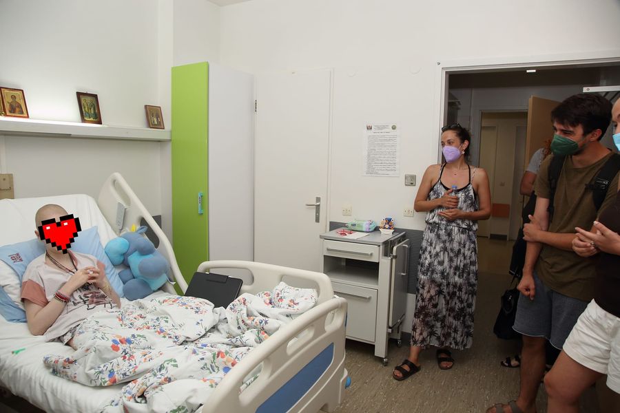 παρέα της αγάπης