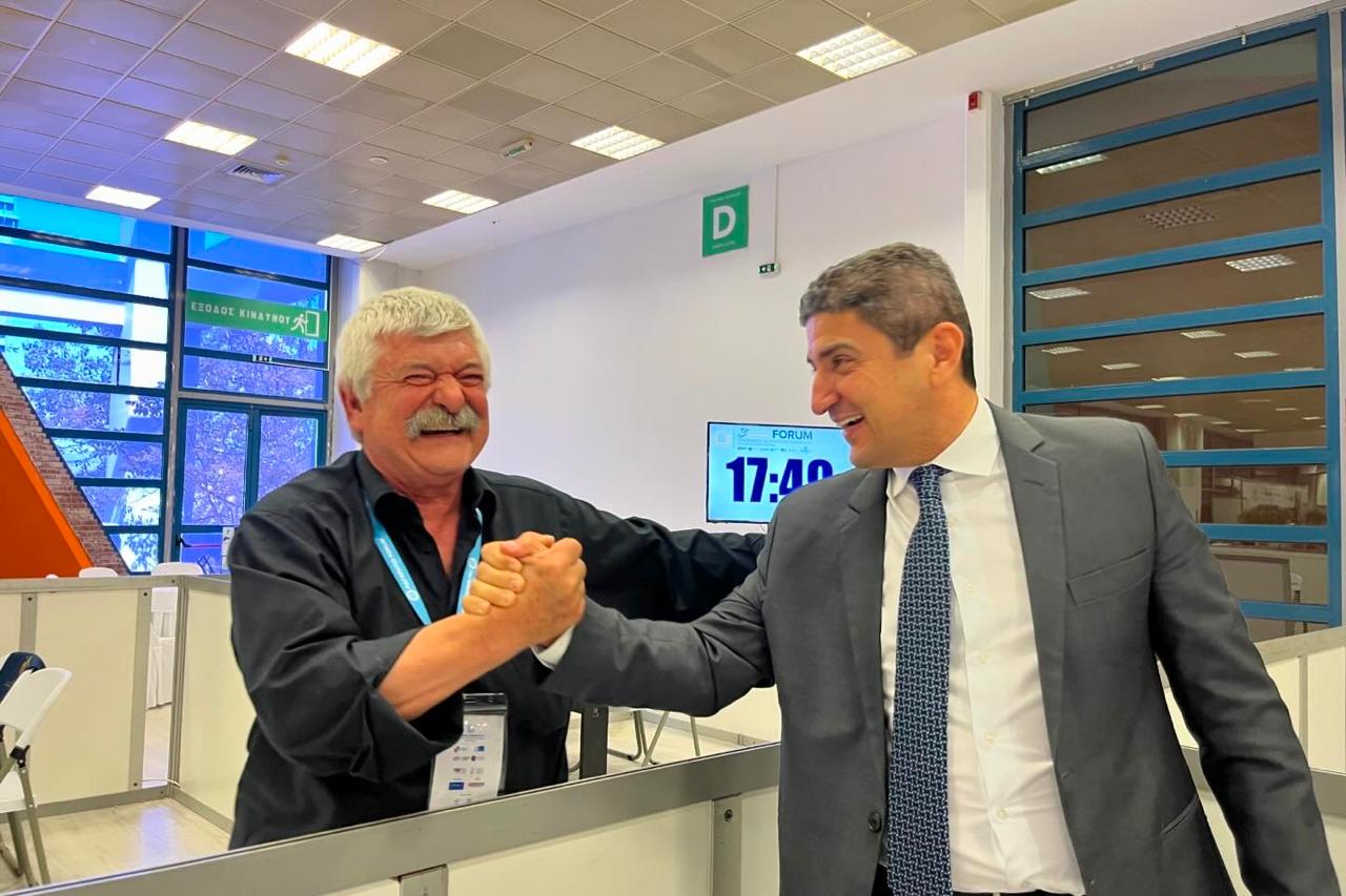 Αυγενάκης: Αξιοποιώντας τις ευκαιρίες που δίνει η ψηφιακή εποχή, τα κρητικά προϊόντα μπορούν να κατακτήσουν τον κόσμο!