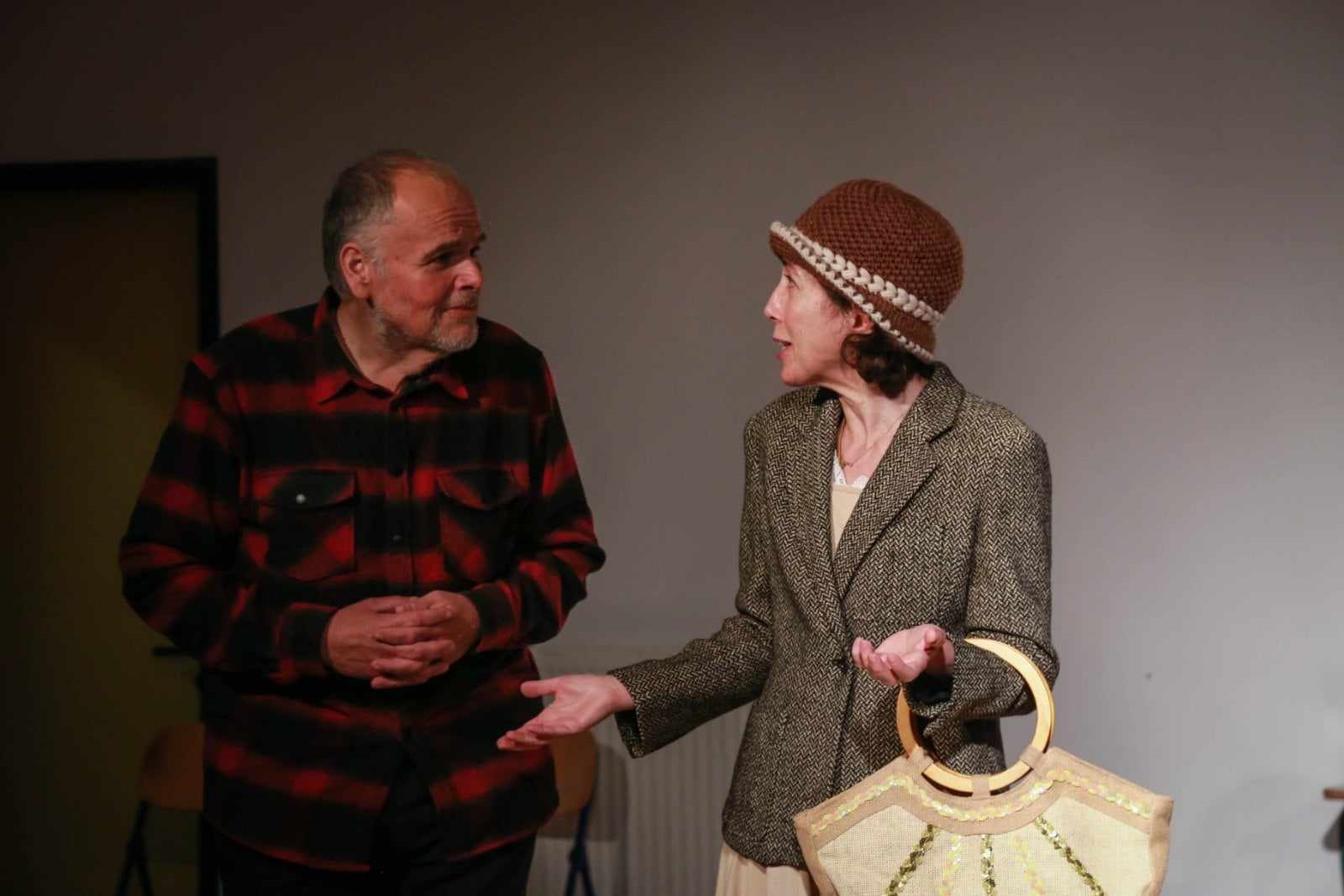 παρασταση θεατρική ομαδα δημοσιογραφων ηρακλειου