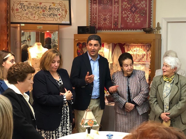 Αυγενάκης χειροτεχνία