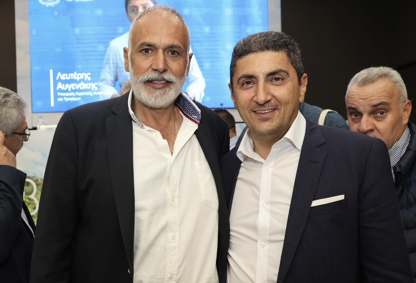 ΑΥΓΕΝΑΚΗΣ: ΤΟ ΖΗΣΑΜΕ... ΒΙΟΛΟΓΙΚΑ