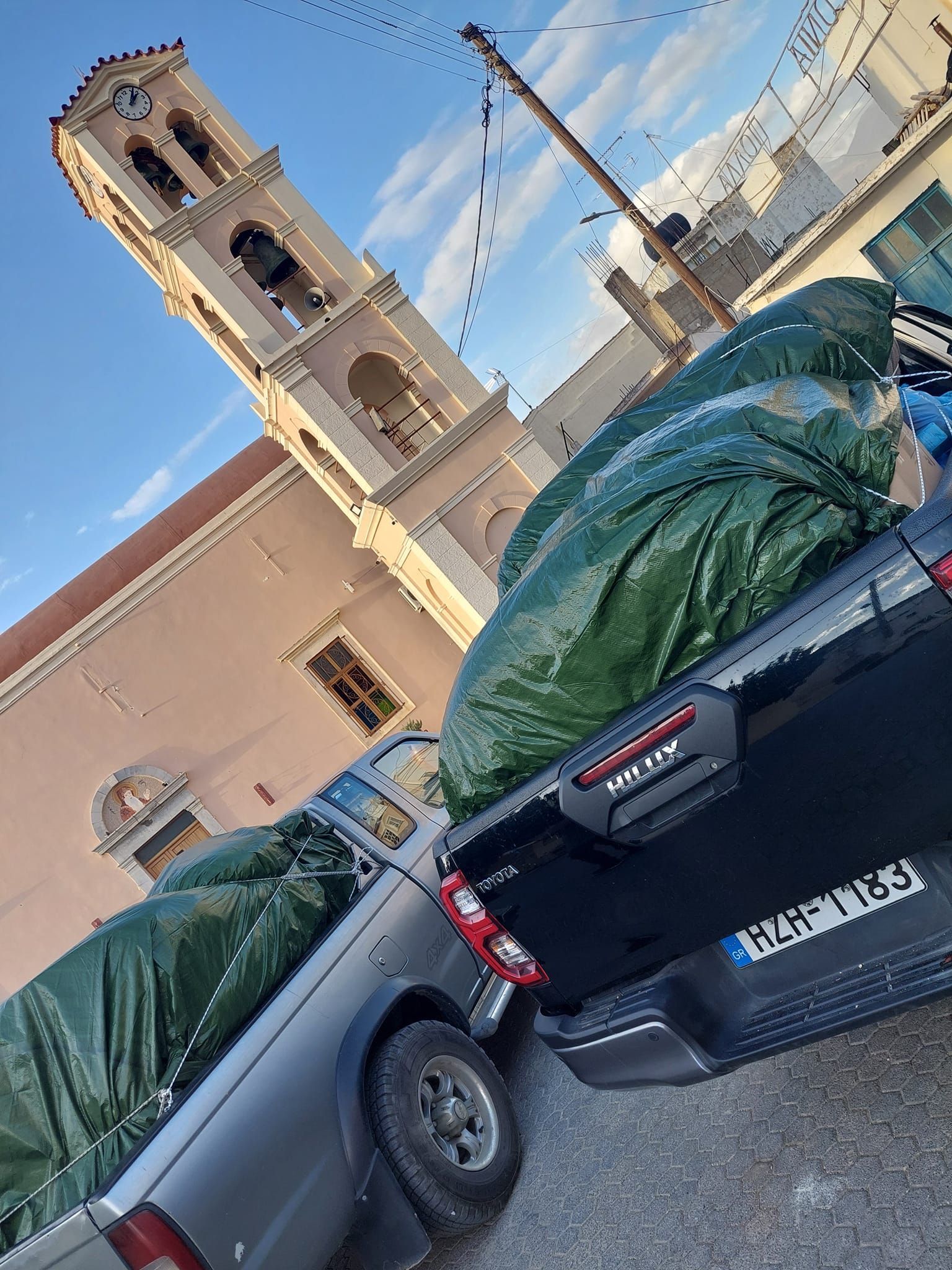 Σκινιάς Εκκλησία Είδη πρώτης ανάγκης πλημμυροπαθείς Θεσσαλία