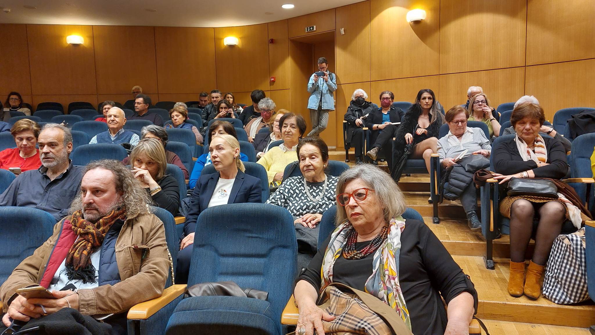 Βισκαδουράκης βιβλίο