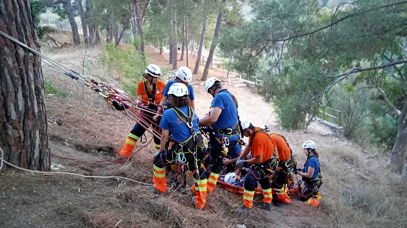3ο Βασικό Σχολείο Διάσωσης για νέους εθελοντές από την ομάδα "ΕΠΙΔΡΑΣΙΣ"
