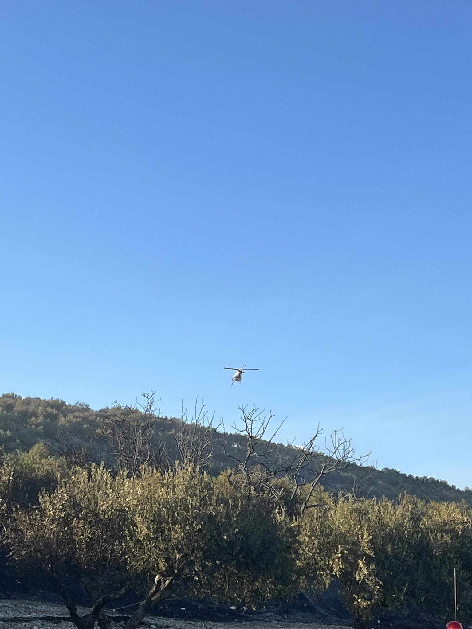 ελικόπτερο- άνω ακρια 