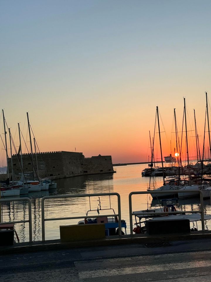 αυγή ξημέρωμα Ηράκλειο