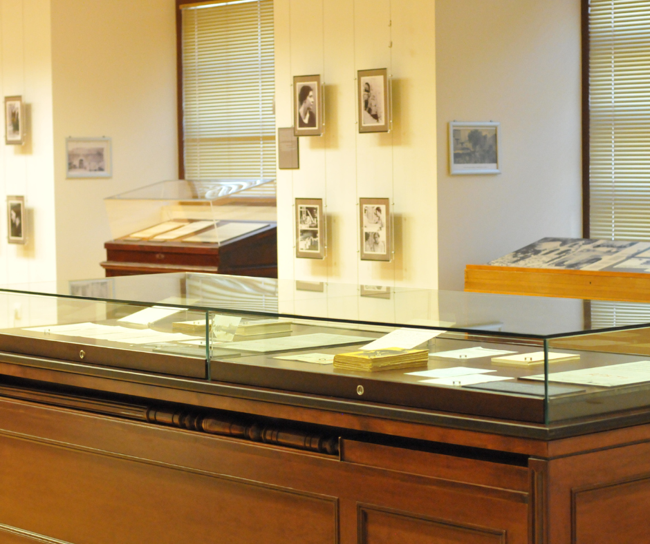 Εκθεση Καζαντζάκης Βικελαία