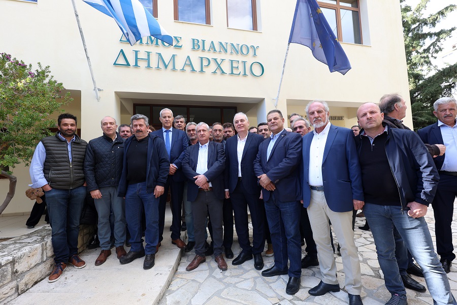 Ορκίστηκε ο νέος δήμαρχος Παύλος Μπαριτάκης και το Δημοτικό Συμβούλιο Βιάννου