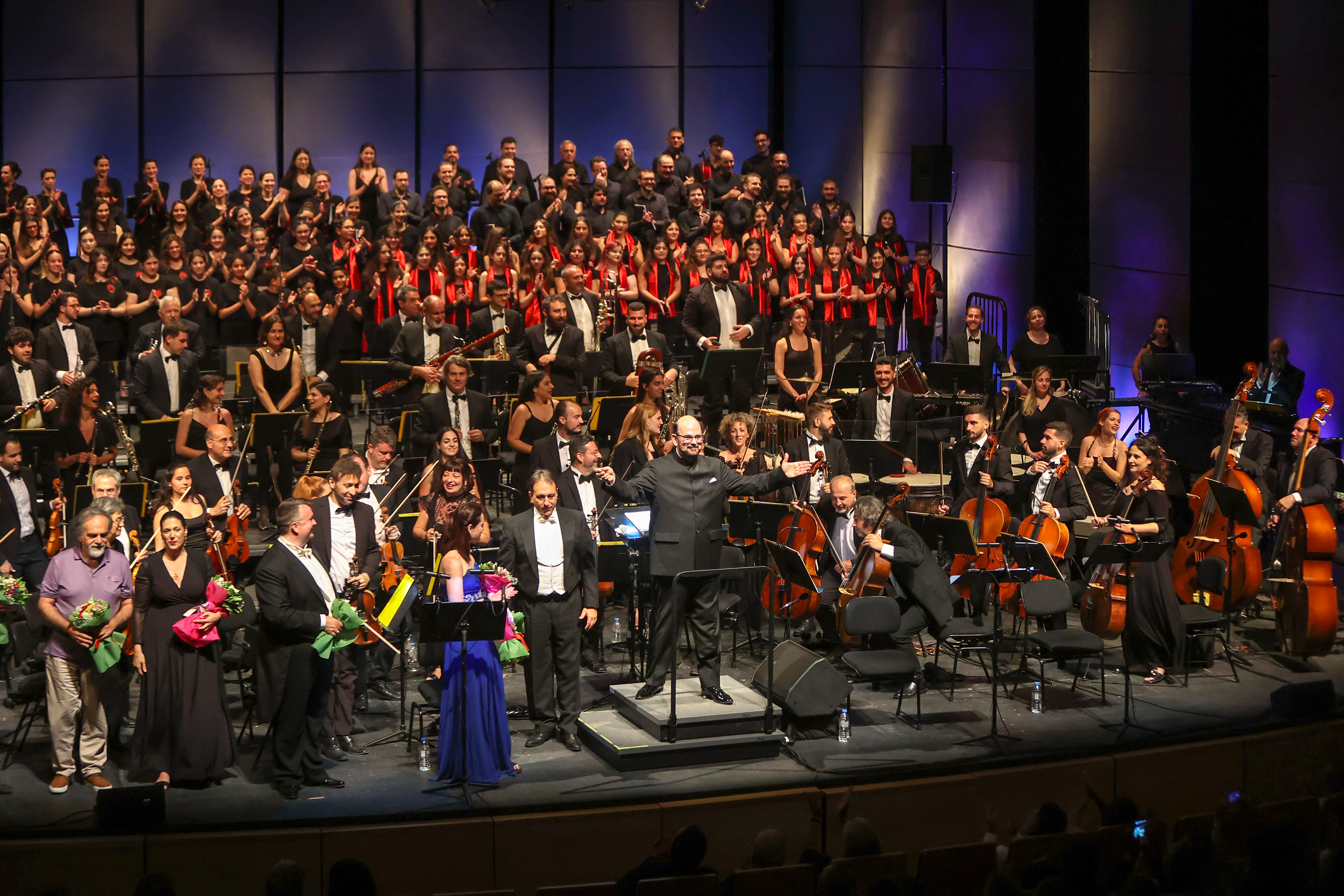 carmina burana Μύρων Μιχαηλίδης Πολιτιστικό Συνεδριακό Κέντρο Ηράκλειο