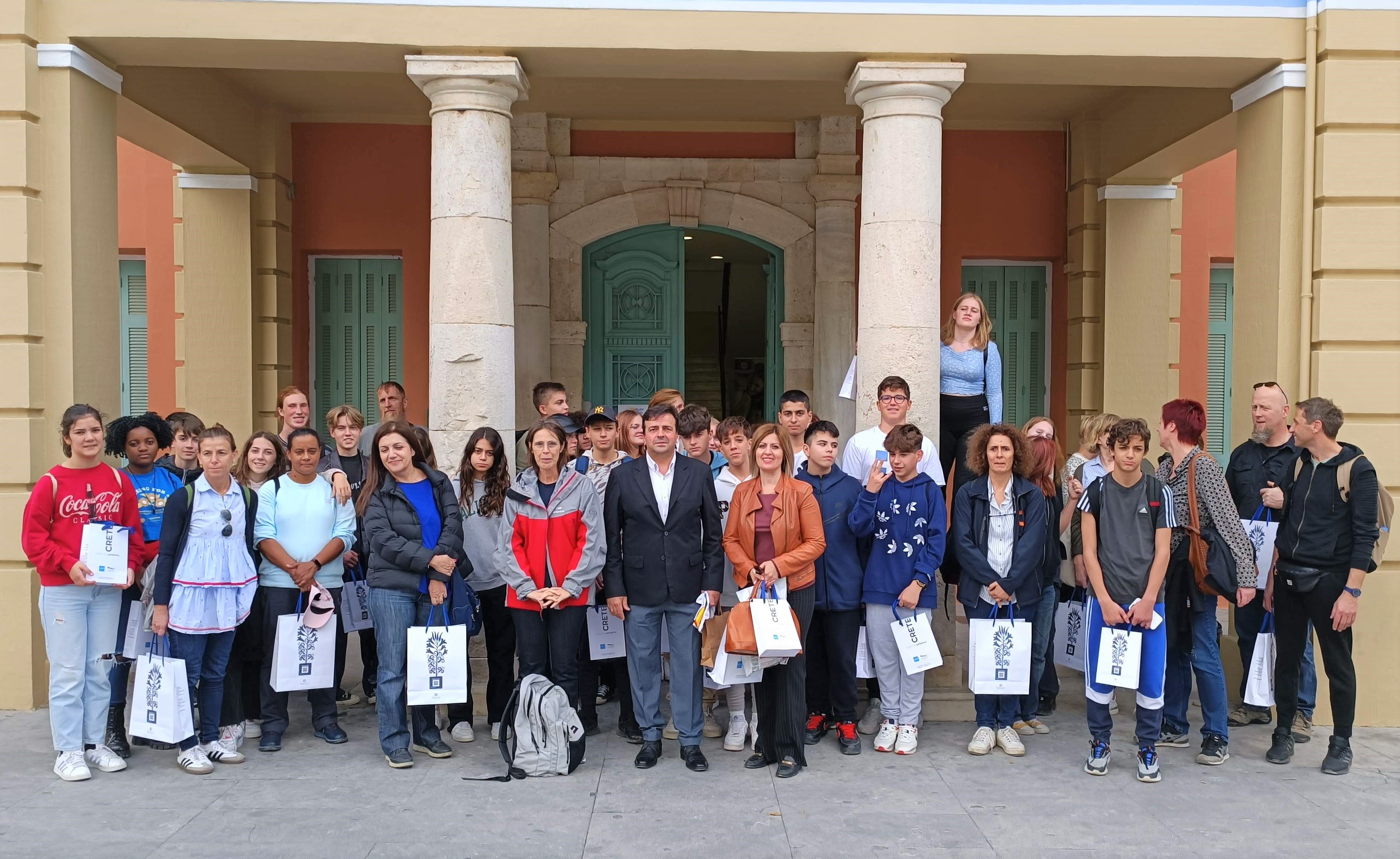 Αντιπροσωπεία μαθητών του ERASMUS στη Περιφέρεια