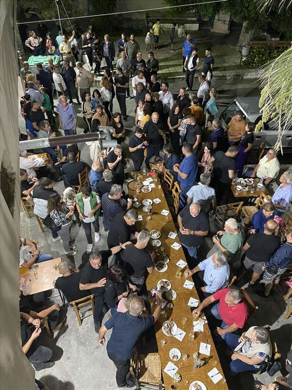 Νικολιδακης