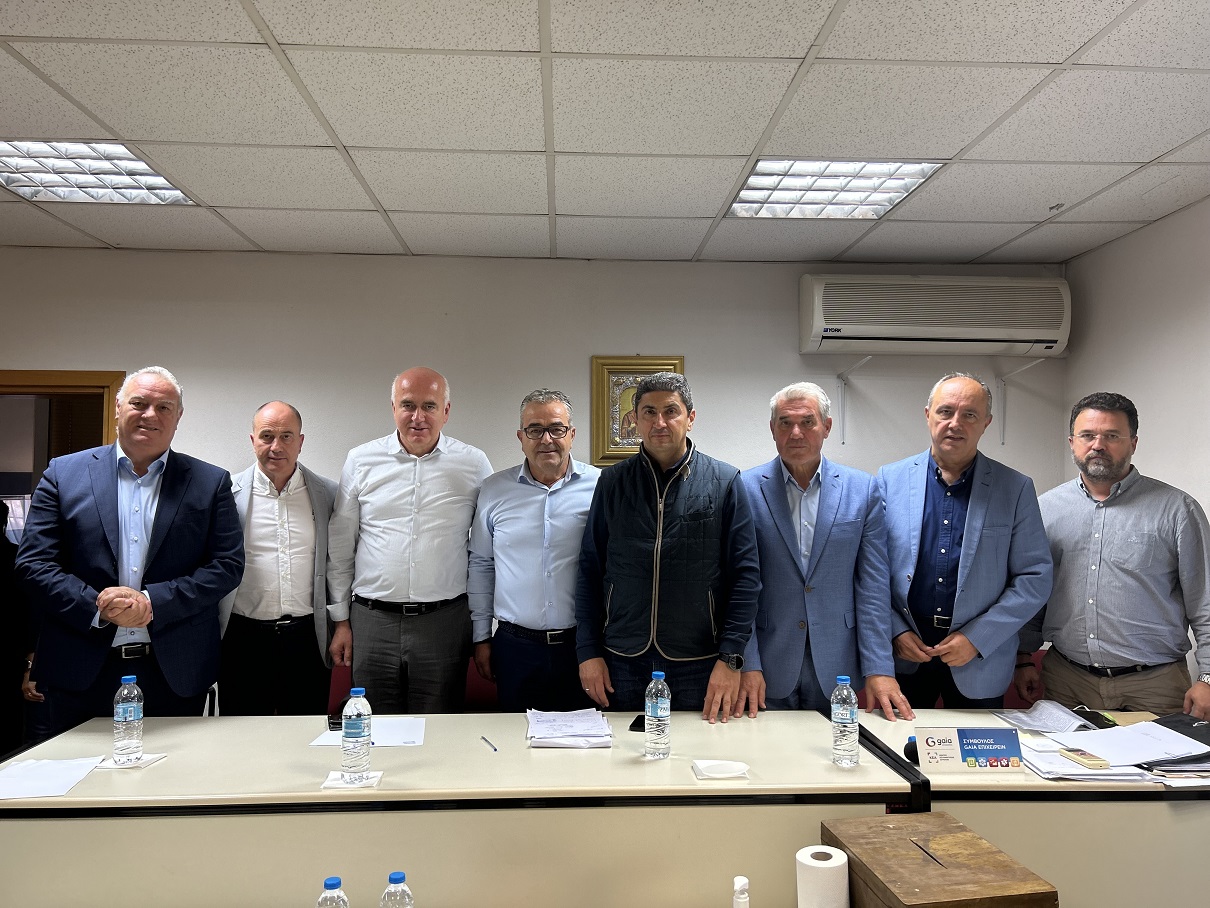 οπεκεπε Αυγενάκης Δράμα