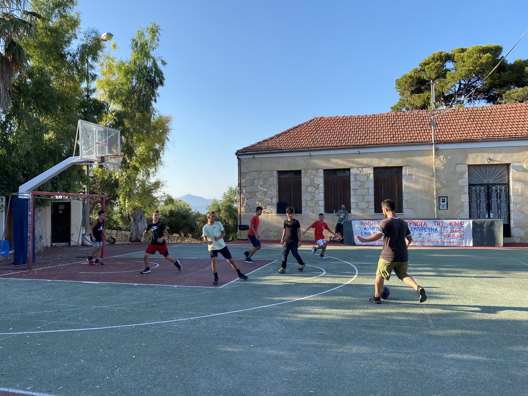 κνε